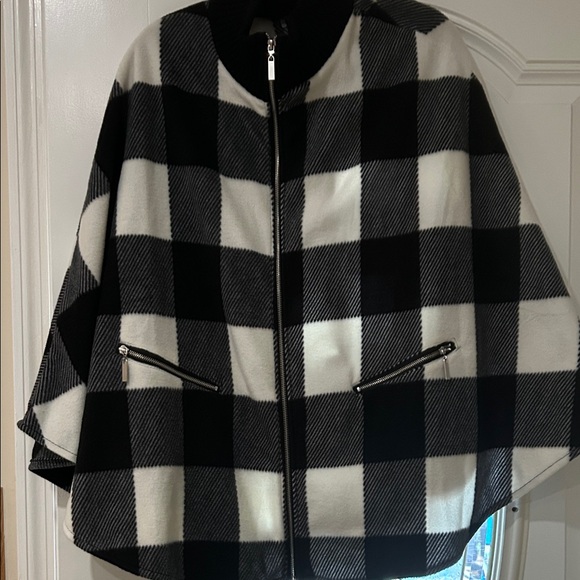 Le Moda Jackets & Blazers - Chic Black and White Checkered Cape